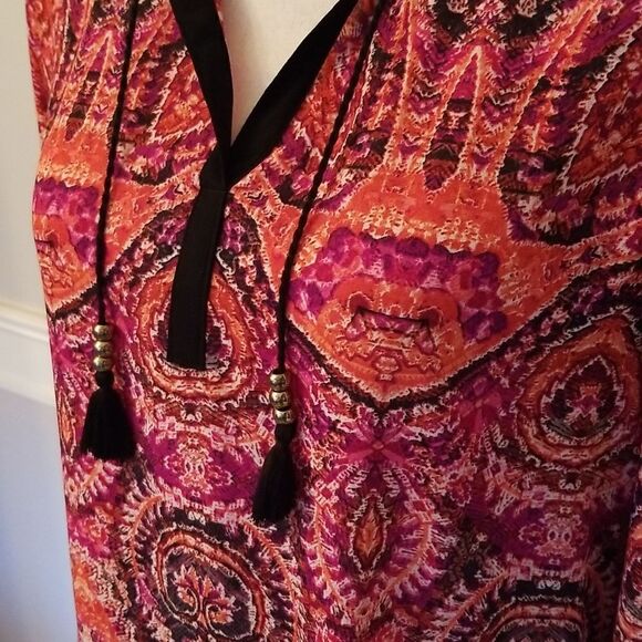 Rafella Size small tunic top - Picture 3 of 10